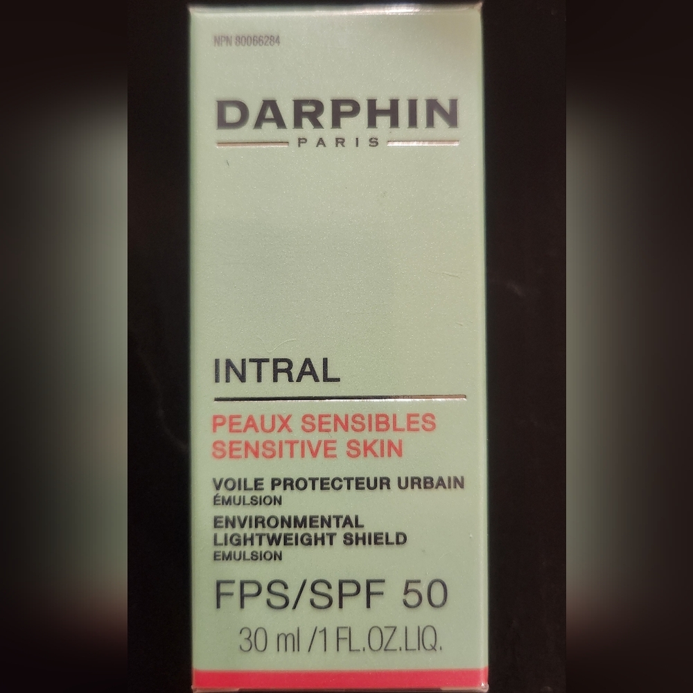 Darphin Intral Sensitive Skin Shield